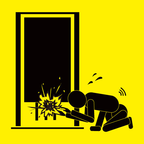 SCE-139_無停電電源装置点検時の感電